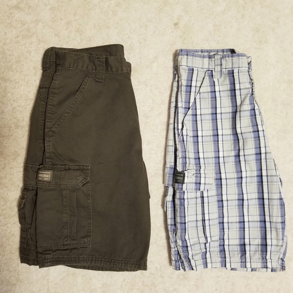 Wrangler cargo shorts